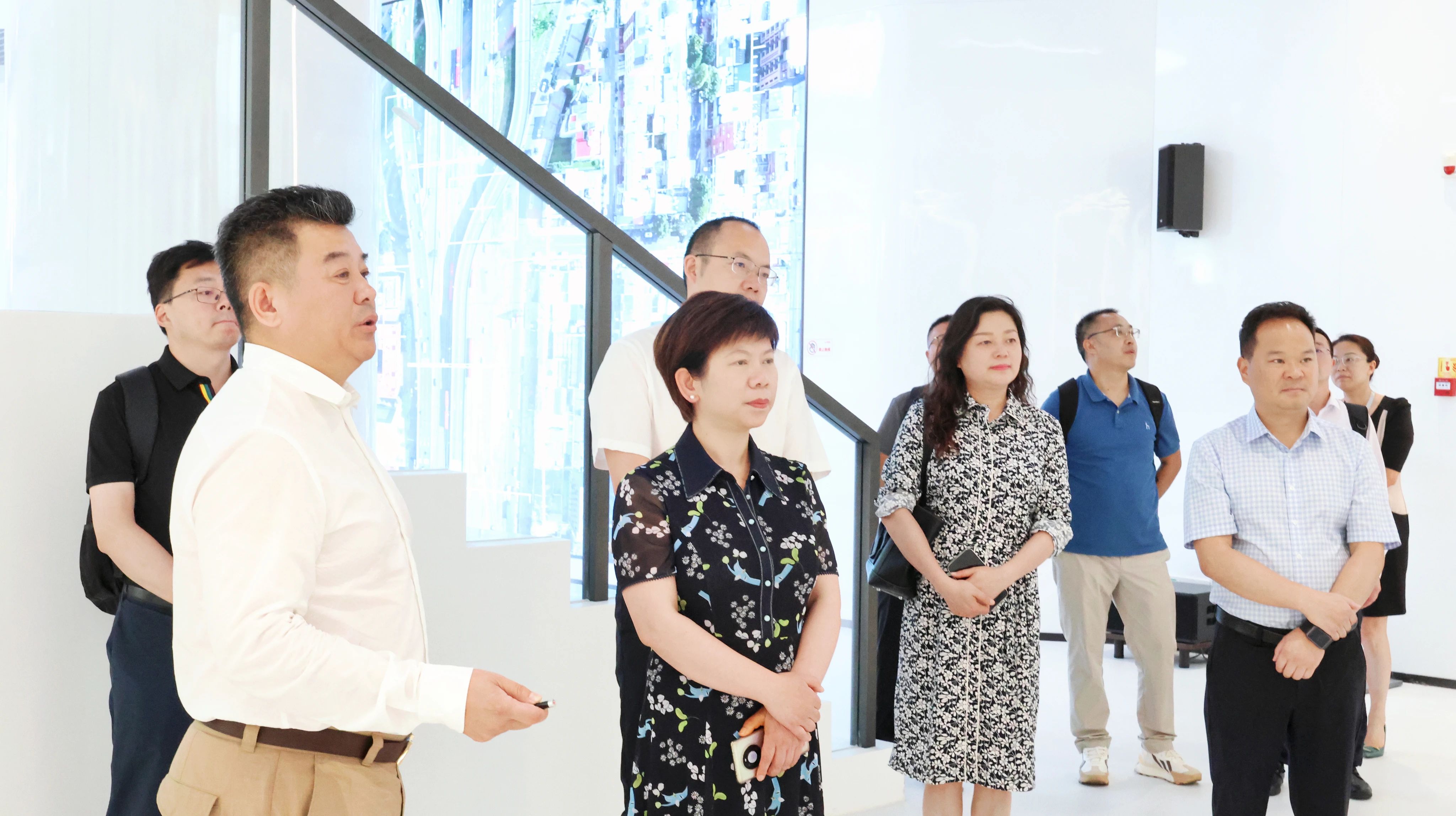 米兰官方网与成都市郫都区达成战略合作 推动成都影视城建设